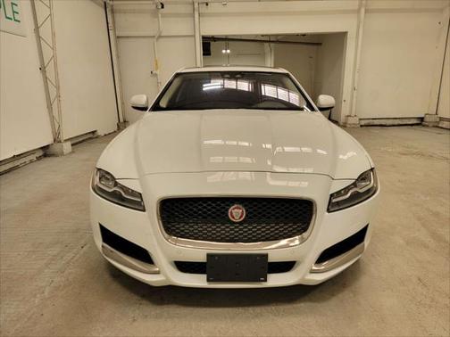 2018 Jaguar XF 25t Premium