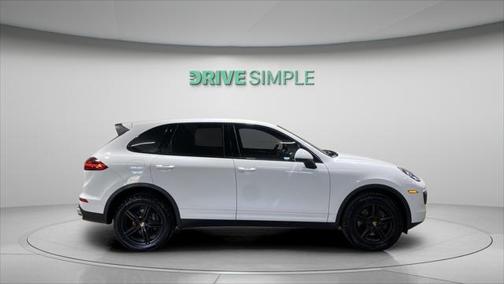 2016 Porsche Cayenne Base