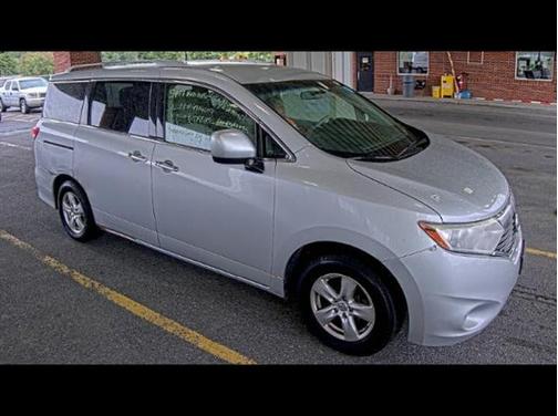 2016 Nissan Quest SV
