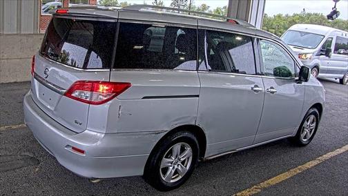 2016 Nissan Quest SV