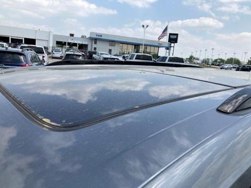 Photo 5 of 28 of 2020 Cadillac XT6 Sport AWD