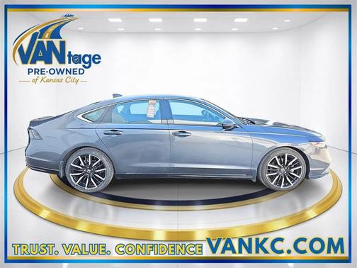 2023 Honda Accord Hybrid Touring