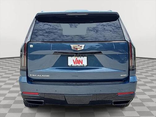 2025 Cadillac Escalade Sport Platinum