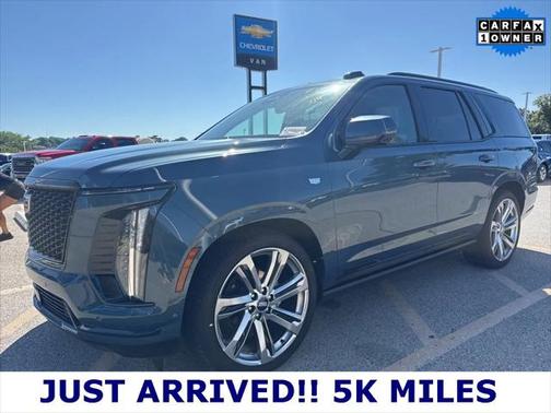 2025 Cadillac Escalade Sport Platinum