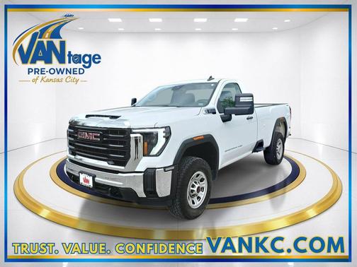 Summit White 2024 GMC Sierra 2500 Pro