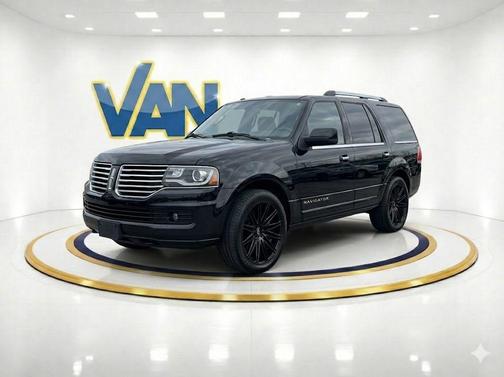 2015 Lincoln Navigator Base