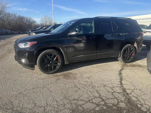 2021 Chevrolet Traverse Premier