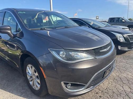 2018 Chrysler Pacifica Touring Plus