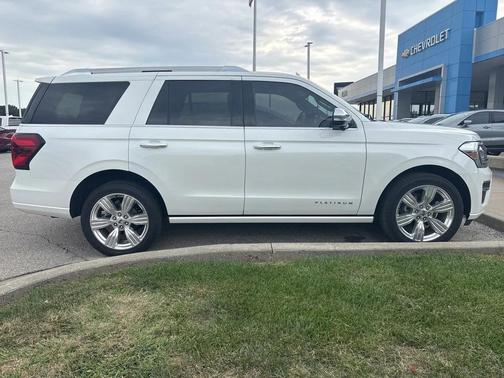 2023 Ford Expedition Platinum