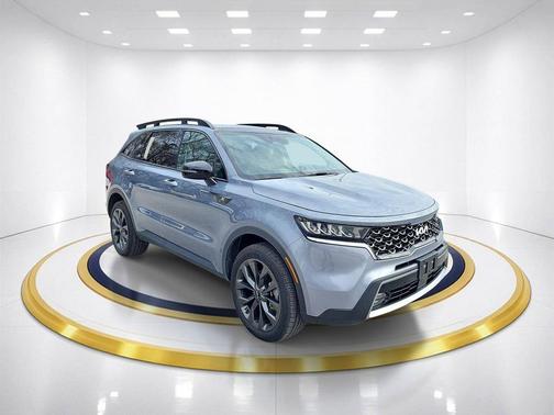 Everlasting Silver 2022 Kia Sorento EX