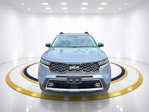 Everlasting Silver 2022 Kia Sorento EX