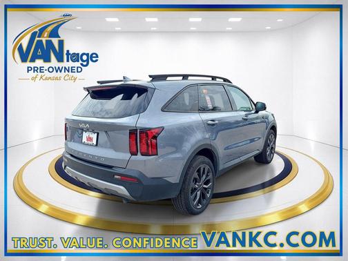 2022 Kia Sorento EX