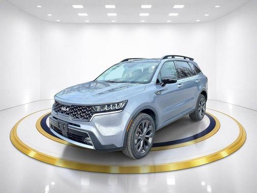 Everlasting Silver 2022 Kia Sorento EX