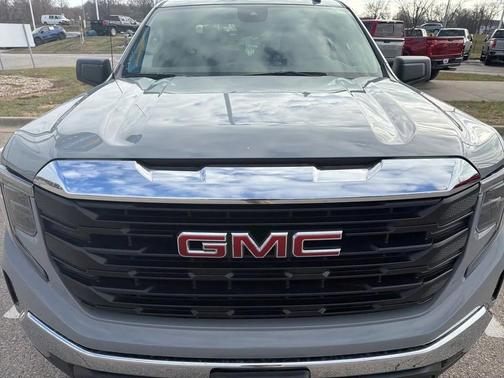 2024 GMC Sierra 1500 Pro