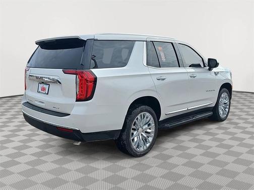 2022 GMC Yukon SLT
