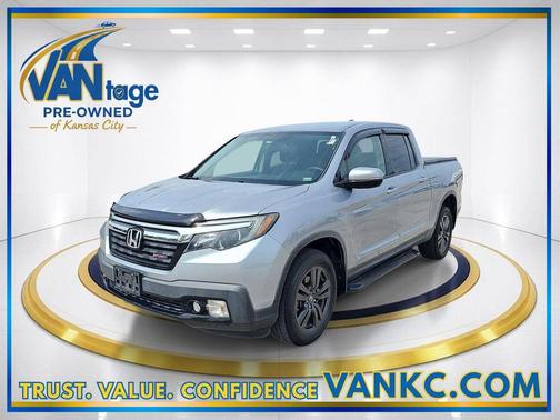 Lunar Silver Metallic 2019 Honda Ridgeline Sport