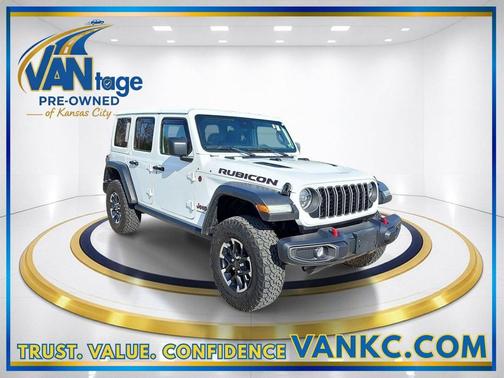 Bright White Clearcoat 2025 Jeep Wrangler Rubicon