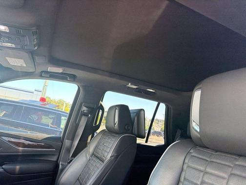 Crystal White Tricoat 2021 Cadillac Escalade Premium Luxury Platinum