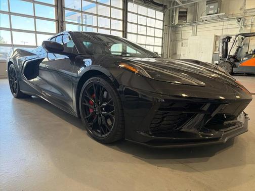 2024 Chevrolet Corvette Stingray w/2LT