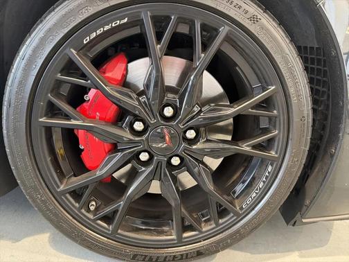 2024 Chevrolet Corvette Stingray w/2LT