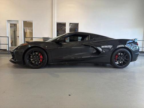 2024 Chevrolet Corvette Stingray w/2LT