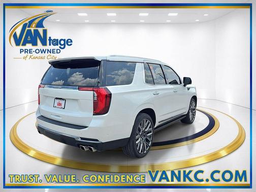 White Frost Tricoat 2025 GMC Yukon Denali Ultimate