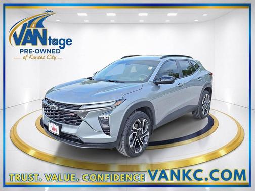 Sterling Gray Metallic 2025 Chevrolet Trax FWD 2RS