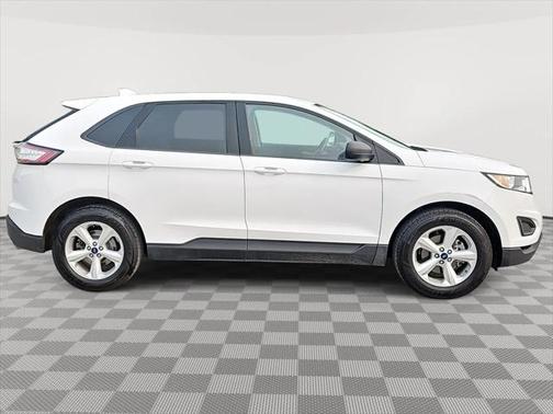 2016 Ford Edge SE