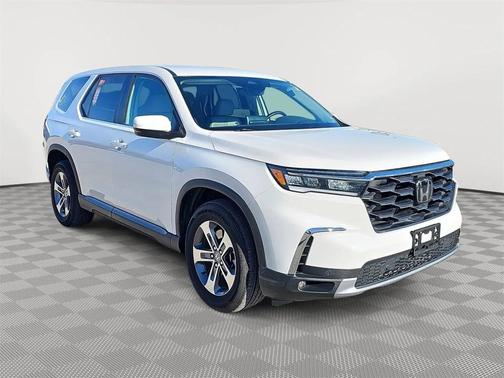 2023 Honda Pilot AWD EX-L 7 Passenger