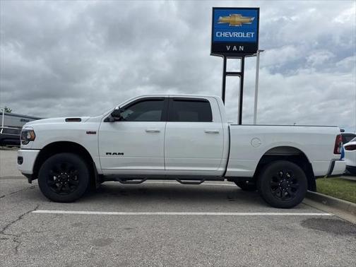 2020 RAM 2500 Big Horn Crew Cab 4X4 6'4' Box