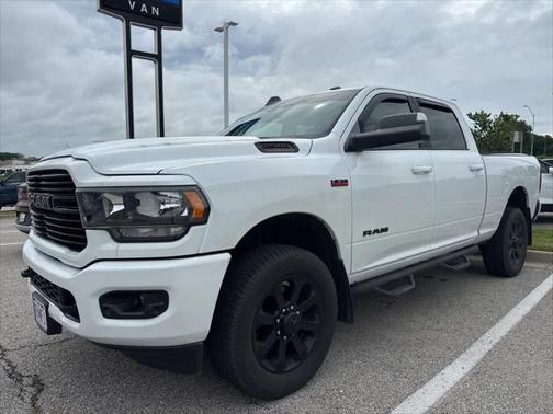 2020 RAM 2500 Big Horn Crew Cab 4X4 6'4' Box