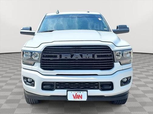 2020 RAM 2500 Big Horn Crew Cab 4X4 6'4' Box