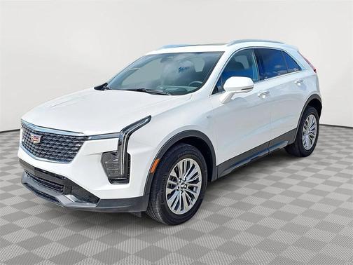 2025 Cadillac XT4 Premium Luxury