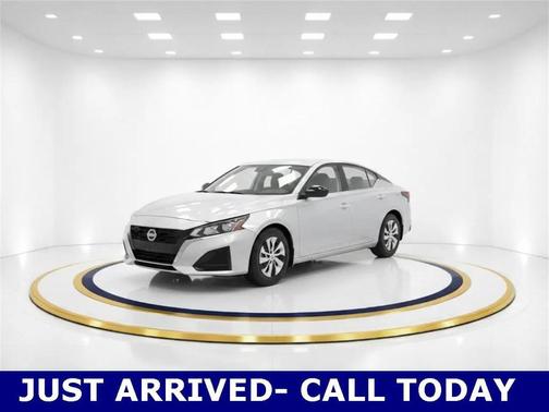 2023 Nissan Altima S FWD