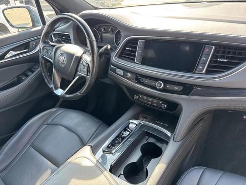 2023 Buick Enclave Essence AWD