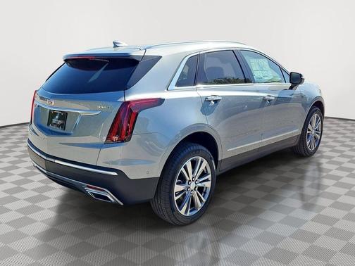 Argent Silver Metallic 2026 Cadillac XT5 Premium Luxury