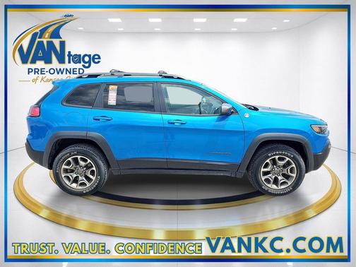 Hydro Blue Pearlcoat 2021 Jeep Cherokee Trailhawk