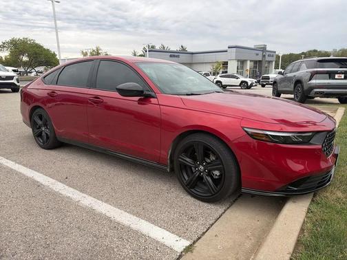 2025 Honda Accord Hybrid Base