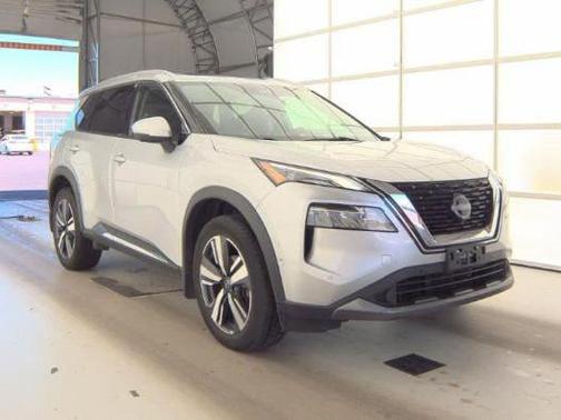 Brilliant Silver Metallic 2023 Nissan Rogue SL