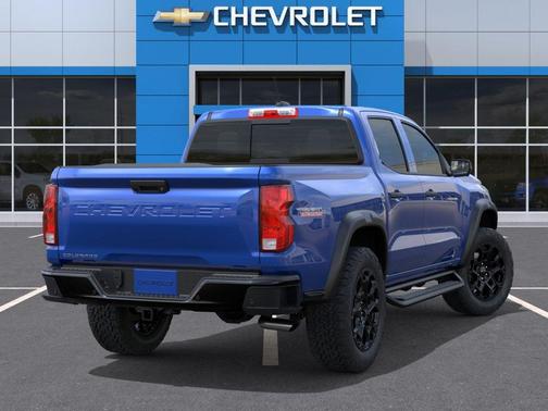Reef Blue Metallic 2026 Chevrolet Colorado Trail Boss