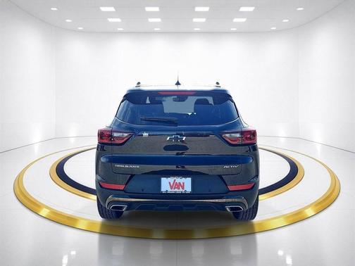 Mosaic Black Metallic 2025 Chevrolet Trailblazer ACTIV