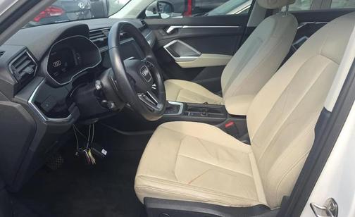 Ibis White 2021 Audi Q3 45 S line Premium