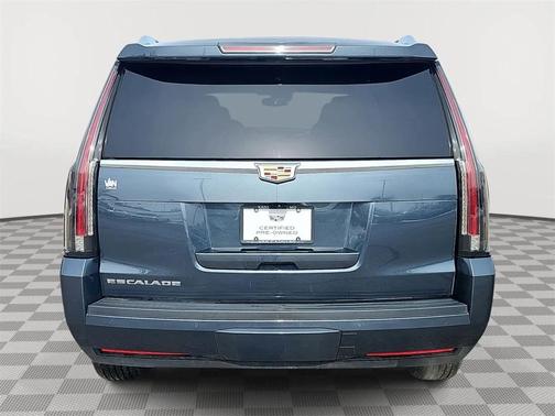 2020 Cadillac Escalade Luxury