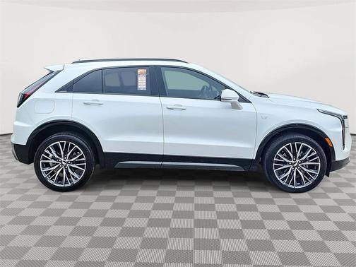 2024 Cadillac XT4 Sport