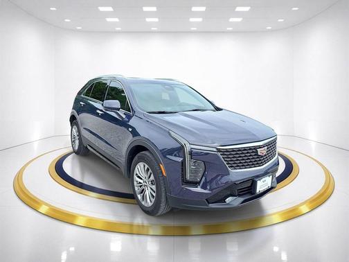 Midnight Sky Metallic 2025 Cadillac XT4 Premium Luxury