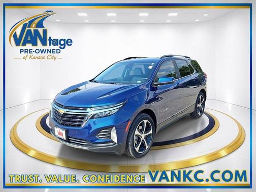 Blue Glow Metallic 2022 Chevrolet Equinox 1LT