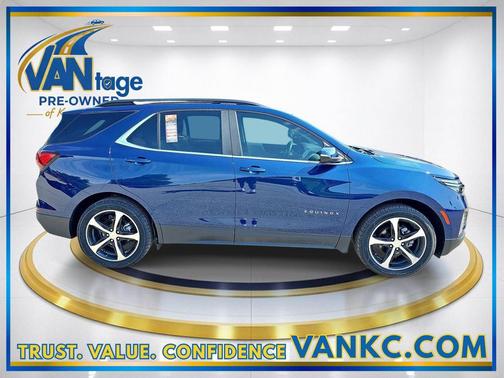 Blue Glow Metallic 2022 Chevrolet Equinox 1LT
