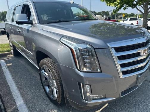 2020 Cadillac Escalade ESV Premium Luxury