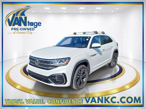 White 2021 Volkswagen Atlas Cross Sport 3.6L V6 SE w/Technology R-Line