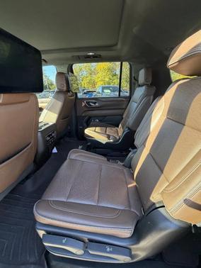 2021 Chevrolet Suburban 4WD High Country